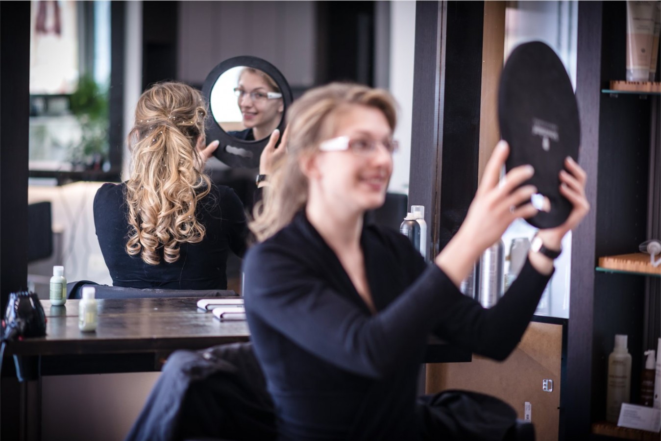 Préparatifs coiffure Photographe mariage grenoble Isere Marie-Cat