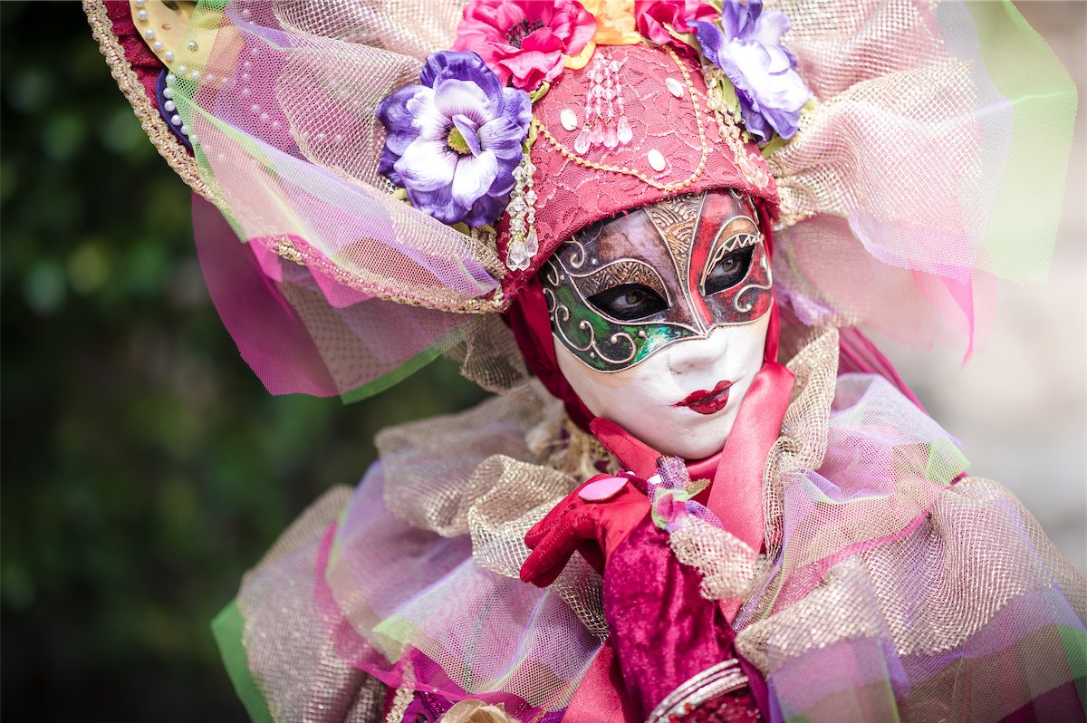 portrait masque venitien annecy fantastique féérique imaginaire magique contes mode Photographe grenoble Isere Marie-Cat Photographies