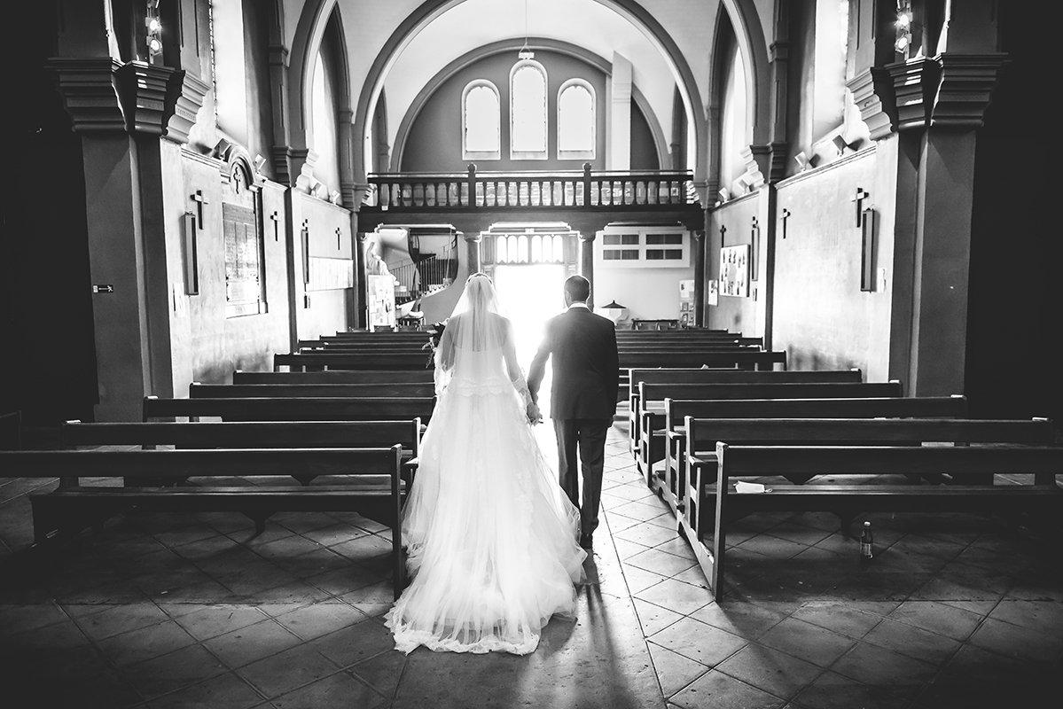 Sortie église Photographe mariage grenoble Isere Marie-Cat