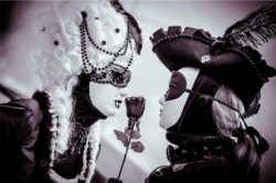 portrait masque venitien annecy fantastique féérique imaginaire magique contes mode Photographe grenoble Isere Marie-Cat Photographies
